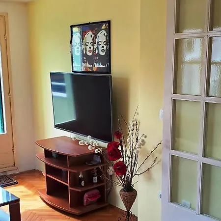 Zee Apartament