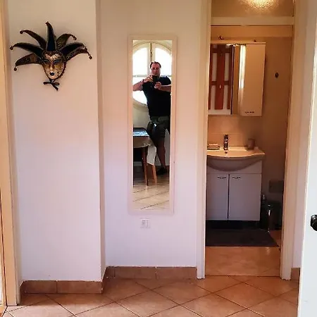 Zee Apartament *